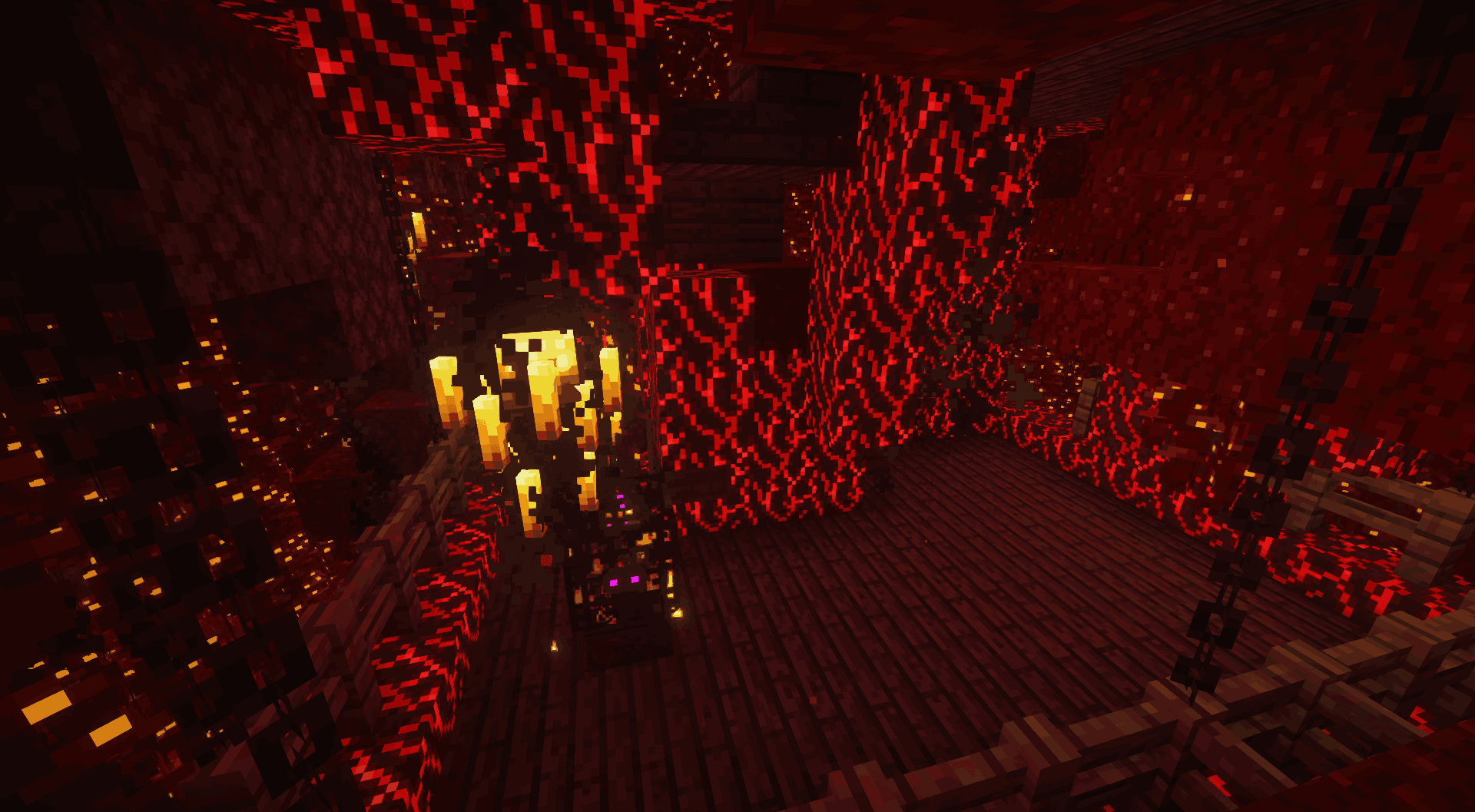 Гигантское багровое дерево Гигантское багровое дерево