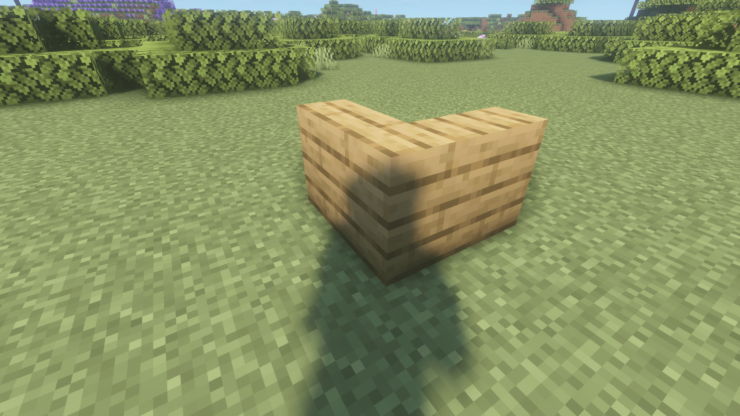 Вертикальные плиты из дубовых досок, размещенные таким образом, чтобы образовать «внутренний» угол. Вертикальные плиты из дубовых досок, размещенные таким образом, чтобы образовать «внутренний» угол.